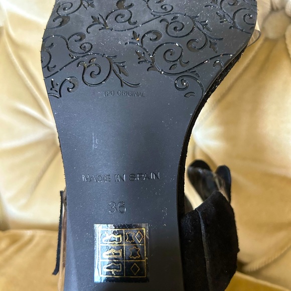 Brenda Zaro Black Heart Heels From Spain Size 6 - Picture 7 of 7